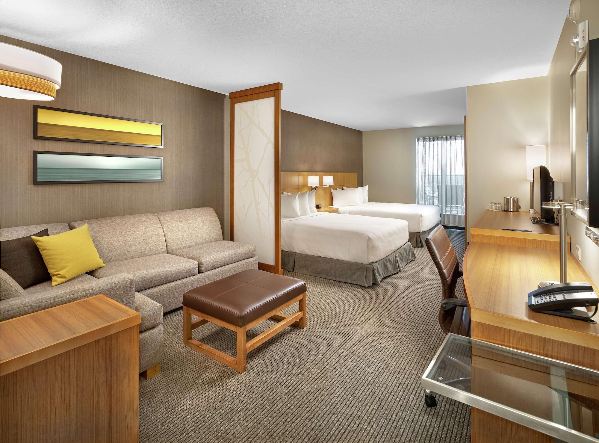 מלון Doubletree By Hilton Edmonton Downtown מראה חיצוני תמונה