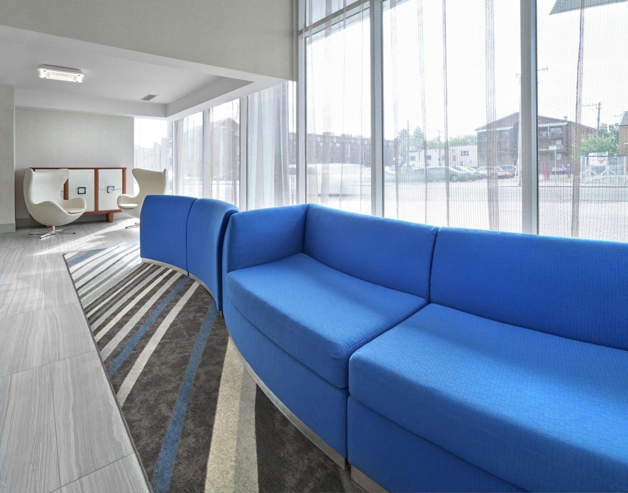 מלון Doubletree By Hilton Edmonton Downtown מראה חיצוני תמונה