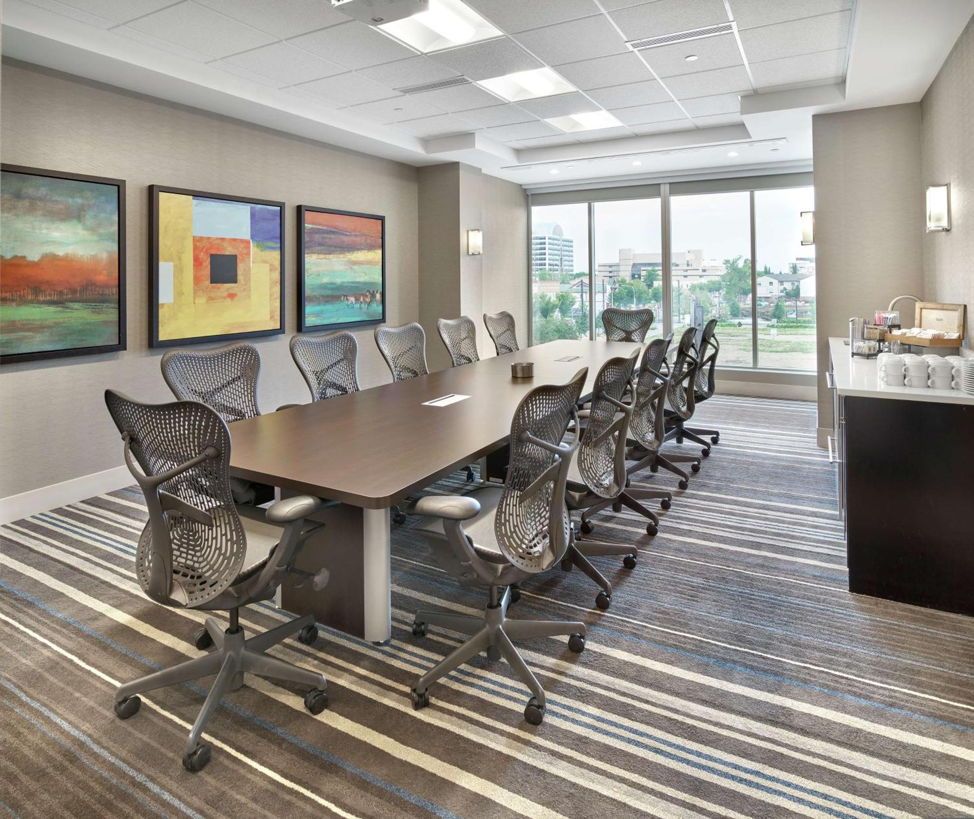 מלון Doubletree By Hilton Edmonton Downtown מראה חיצוני תמונה