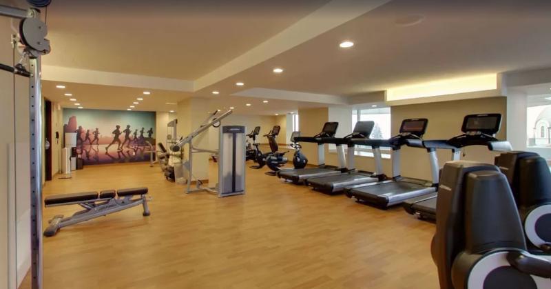 מלון Doubletree By Hilton Edmonton Downtown מראה חיצוני תמונה